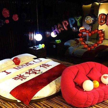 Secret Garden Hotel Гуанчжоу Экстерьер фото