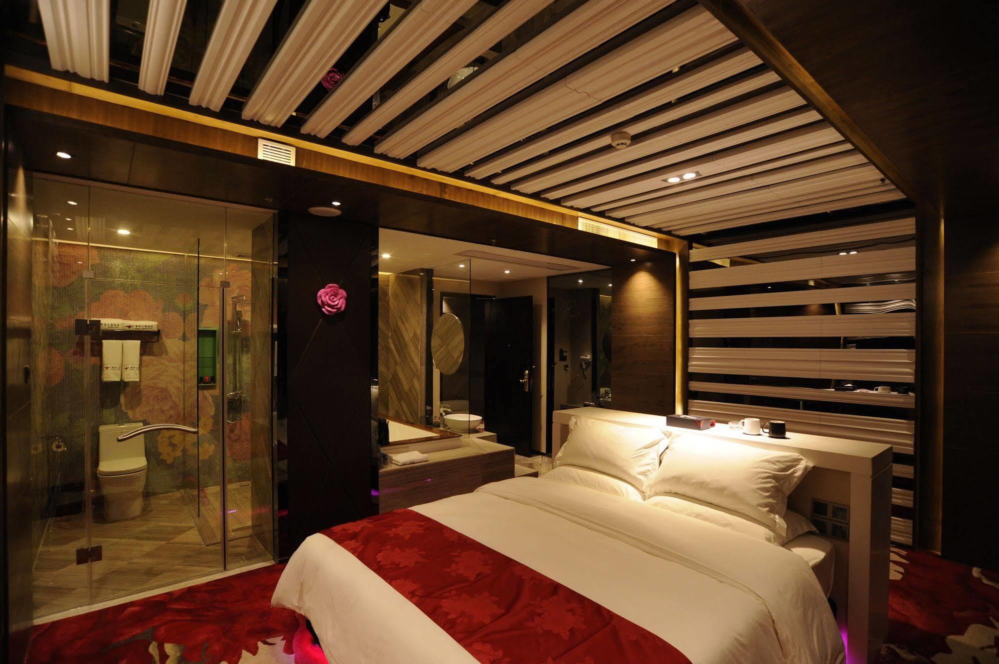 Secret Garden Hotel Гуанчжоу Экстерьер фото