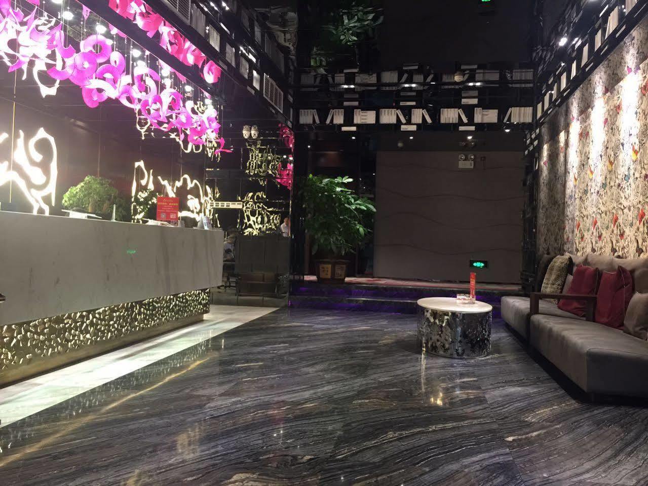 Secret Garden Hotel Гуанчжоу Экстерьер фото